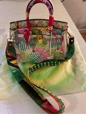 Floral Multicolor Top-Handle Satchel with Gold Lock